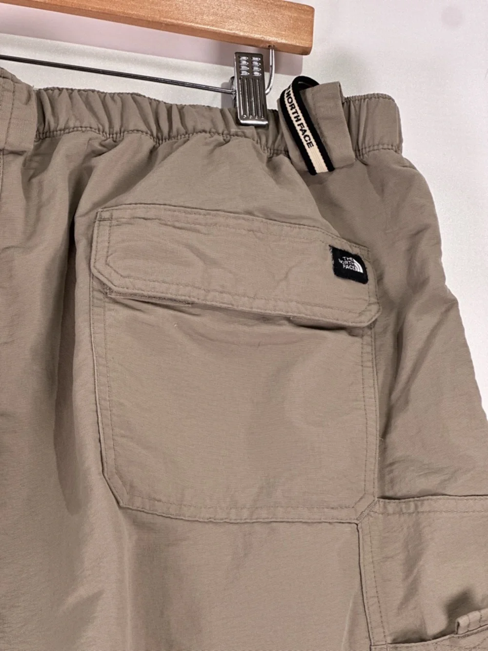 The North Face Convertible Hiking Pants Zip Off Cargo Nylon Khaki XL